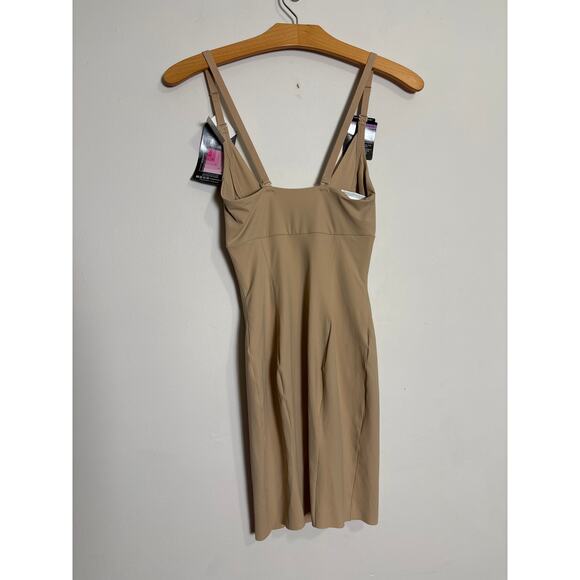 Maidenform Shapewear Slip Sz Small Firm Control Wear Your Own Bra Built in Panty - Picture 2 of 8